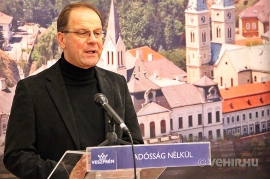 Dr. Navracsics Tibor